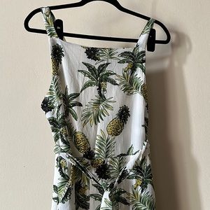 NWOT MEDIUM PINEAPPLE JUMPSUIT